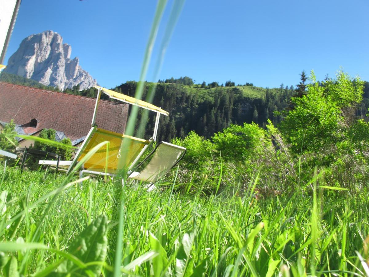 Villa Ula Verda- Apartments Marianna Santa Cristina Val Gardena المظهر الخارجي الصورة